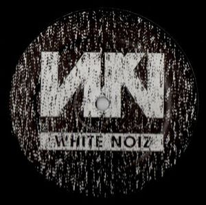 White Noiz 04 