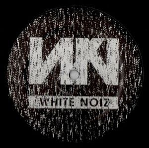 cover: | White Noiz 04 